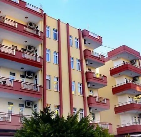 Elegant Baronessa Apart Lejlighedshotel 3*